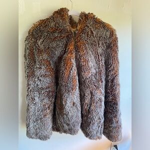 Montanaco, Butte Montana, Beautiful Coat!